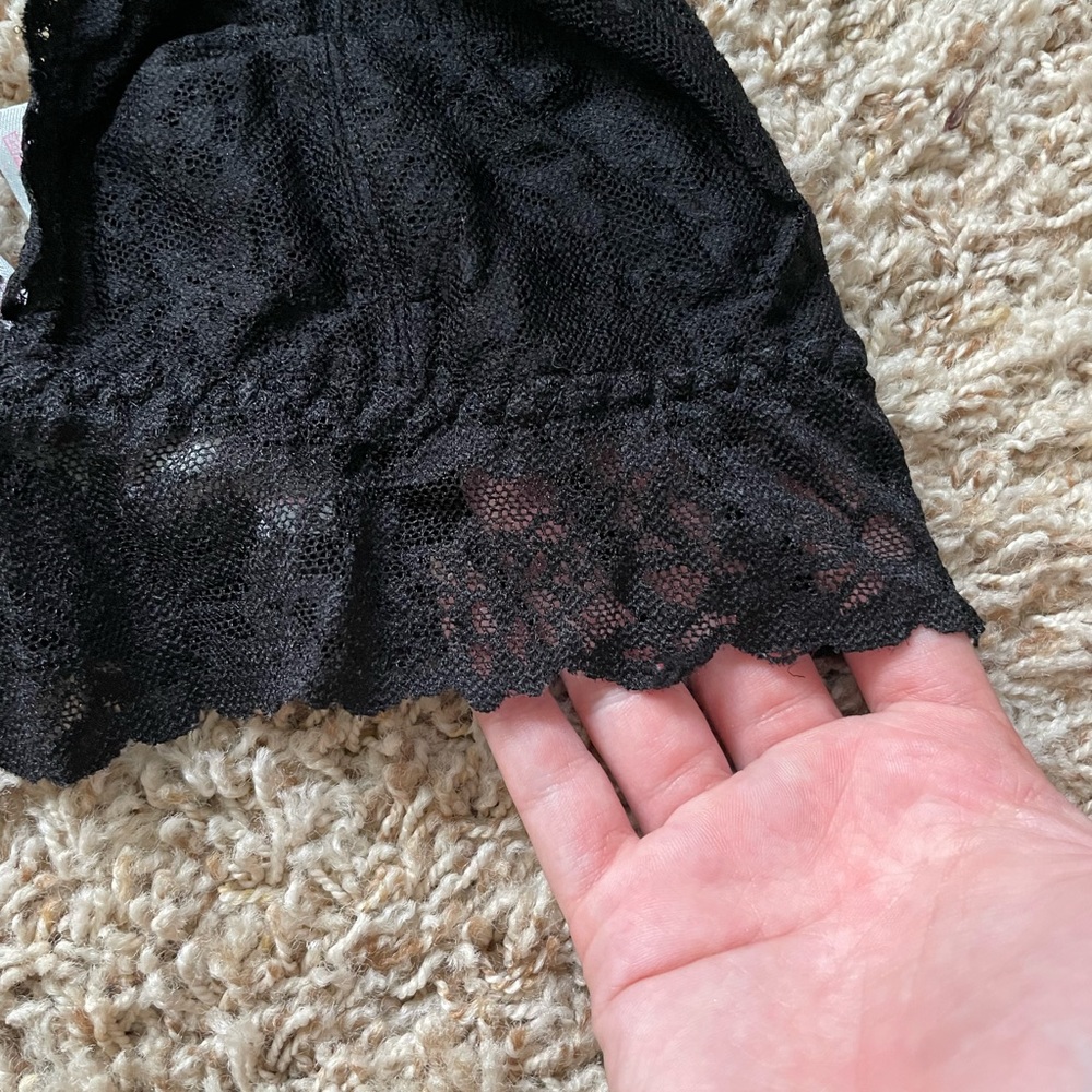 VS PINK BRALETTE - Picture 2 of 4